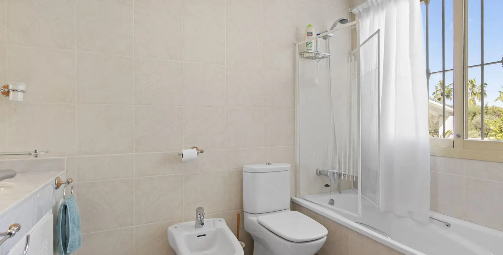 Sale of detached villa in Benahavís 24