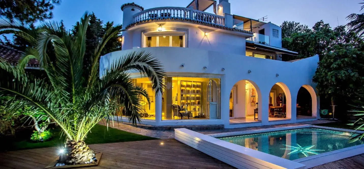 Продажа  отдельно стоящей виллы в Mijas Costa 1