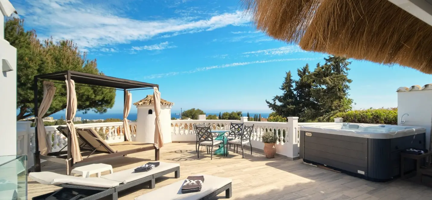 Продажа  отдельно стоящей виллы в Mijas Costa 2