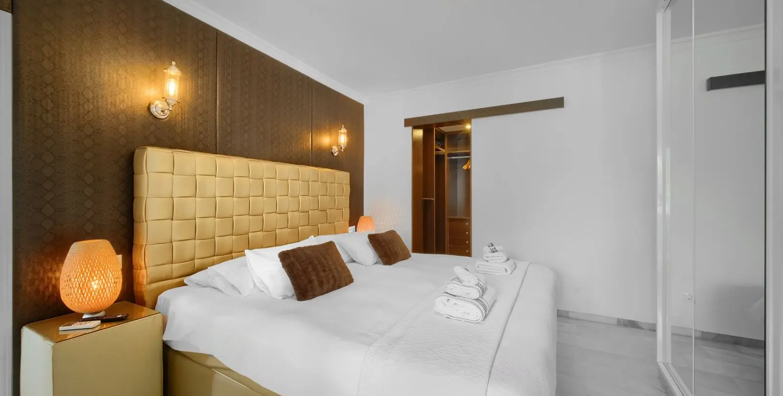 Продажа  отдельно стоящей виллы в Mijas Costa 11