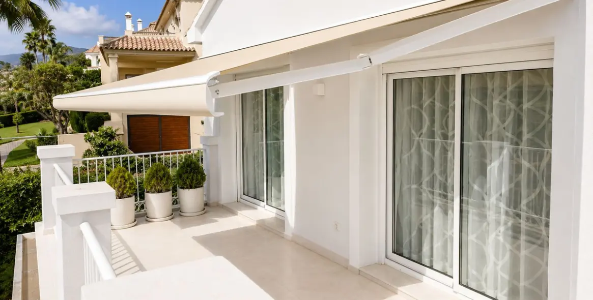 Sale of detached villa in Benahavís 15