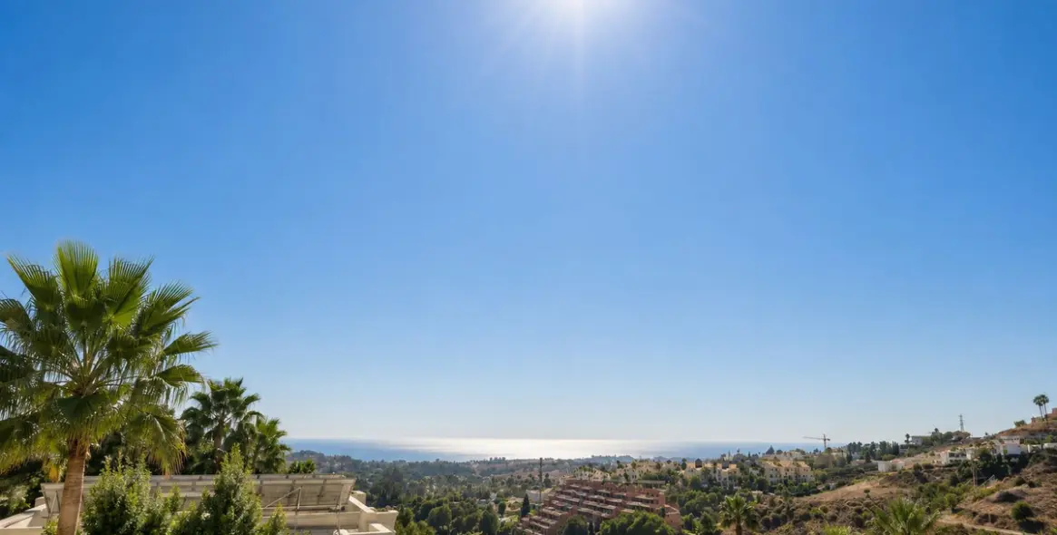Sale of detached villa in Benahavís 17