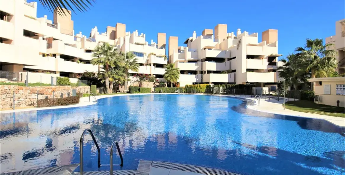 Alquiler a corto plazo de apartamento en planta baja en Estepona 12