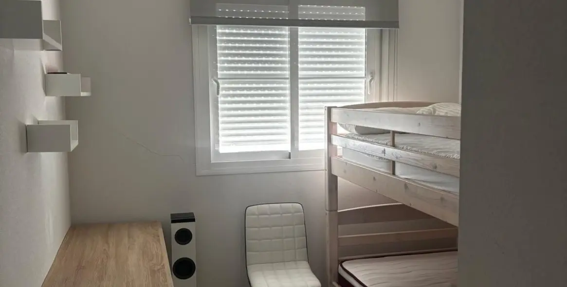 Long-term rent of ground floor apartment in La Cala del Moral 5