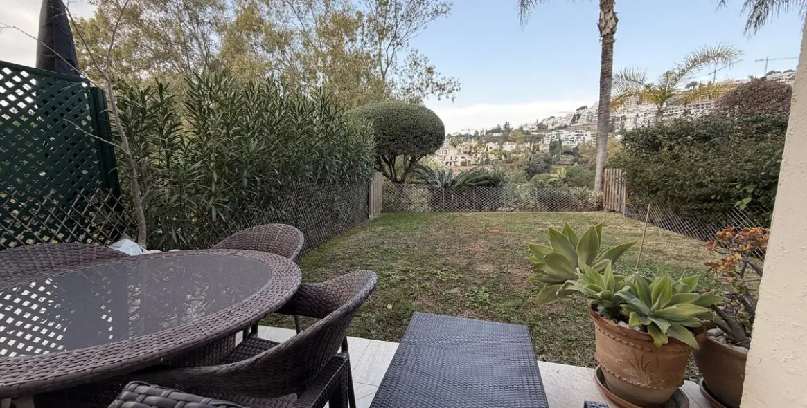 Long-term rent of townhouse in La Quinta 5