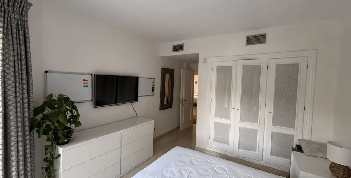 Long-term rent of townhouse in La Quinta 9