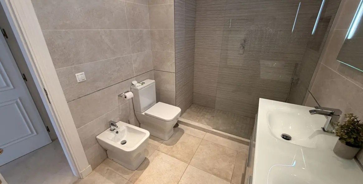 Long-term rent of townhouse in La Quinta 13