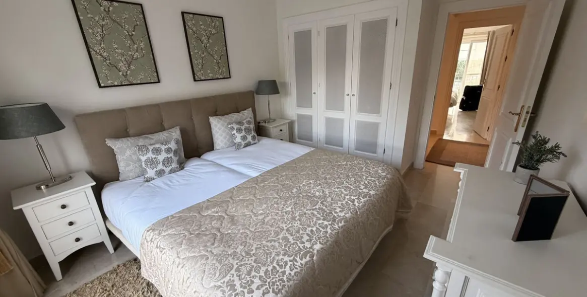 Long-term rent of townhouse in La Quinta 15