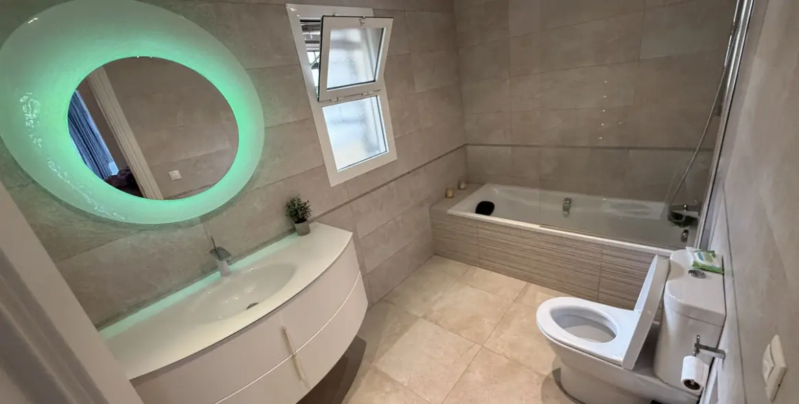 Long-term rent of townhouse in La Quinta 16