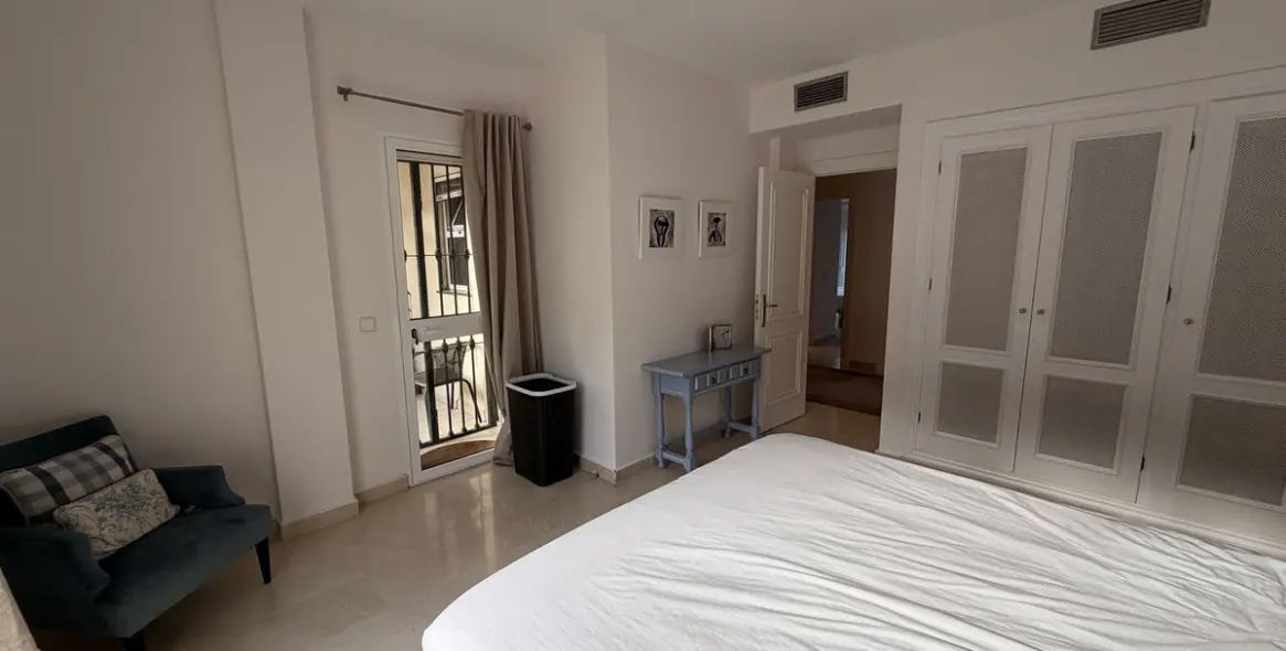 Long-term rent of townhouse in La Quinta 19