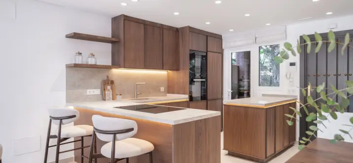 Alquiler a largo plazo de casa pareada en The Golden Mile 2