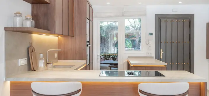 Alquiler a largo plazo de casa pareada en The Golden Mile 3