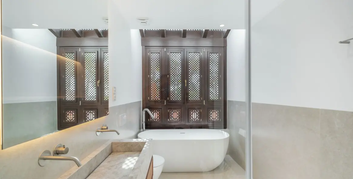 Alquiler a largo plazo de casa pareada en The Golden Mile 17