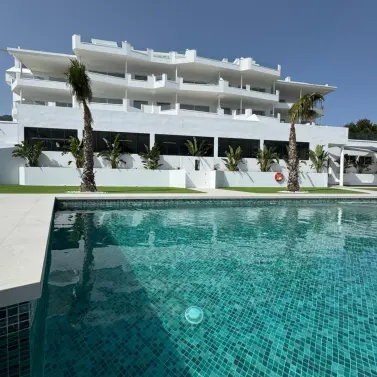 Долгосрочная аренда апартаментов на первом этаже в Benalmadena