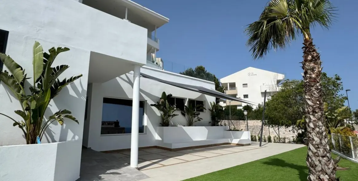 Долгосрочная аренда апартаментов на первом этаже в Benalmadena 2