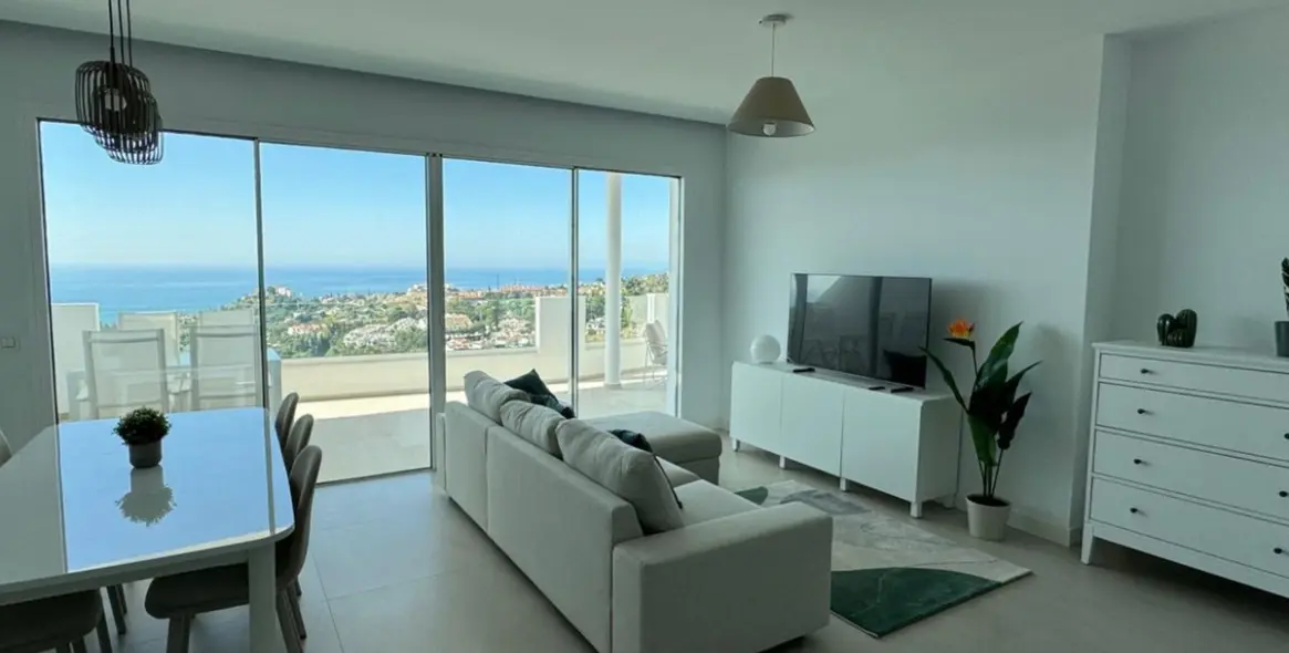 Долгосрочная аренда апартаментов на первом этаже в Benalmadena 4