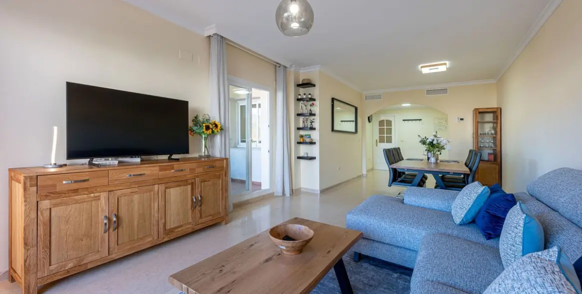 Long-term rent of ground floor apartment in Elviria 3