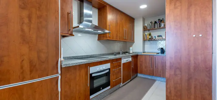 Long-term rent of ground floor apartment in Elviria 4