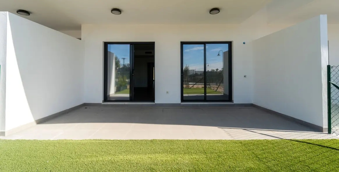 Sale of ground floor apartment in Mijas Costa 11