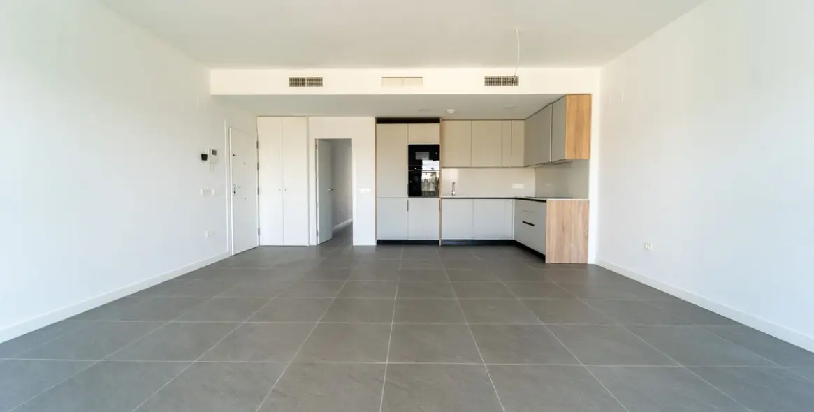 Sale of ground floor apartment in Mijas Costa 14