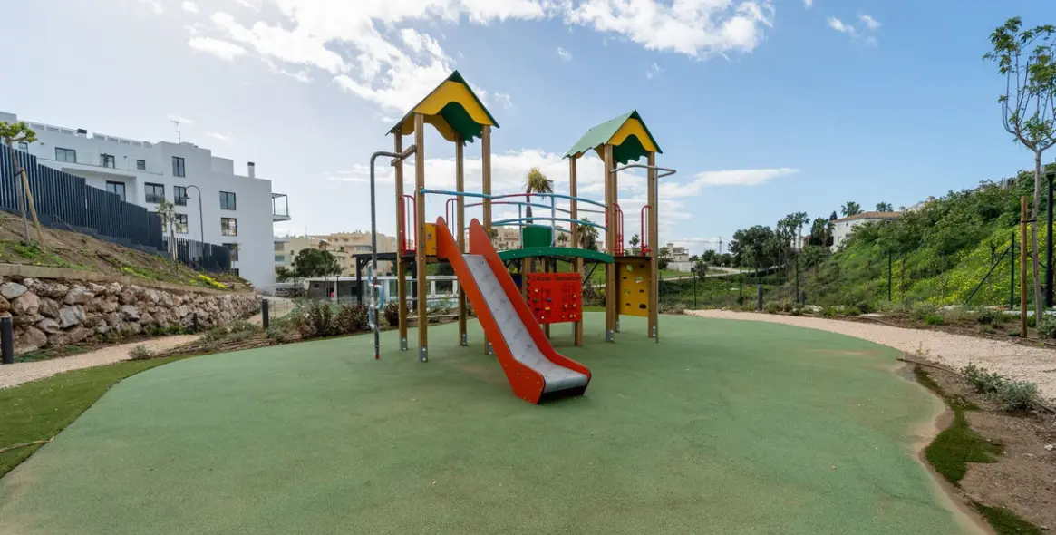 Продажа апартаментов на первом этаже в Mijas Costa 45