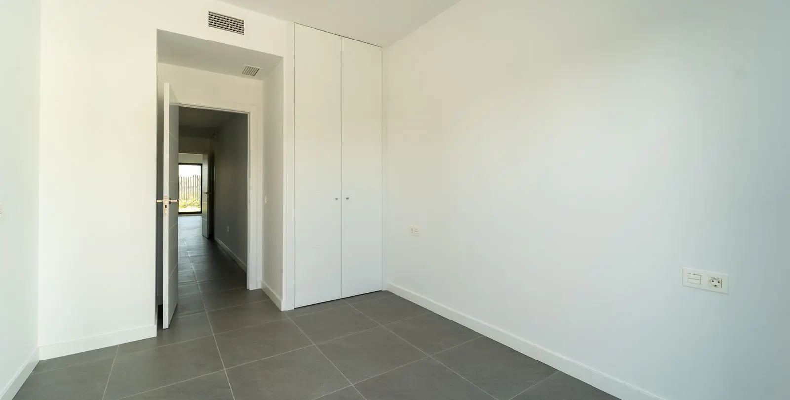 Venta de apartamento en planta baja en Mijas Costa 36