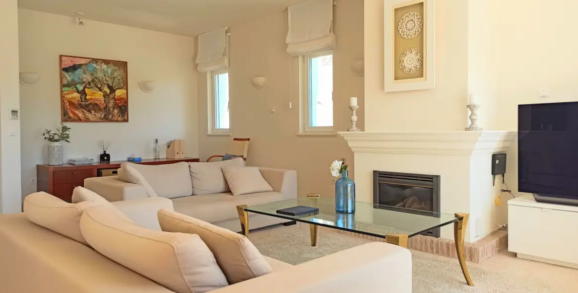 Sale of penthouse in Miraflores 4