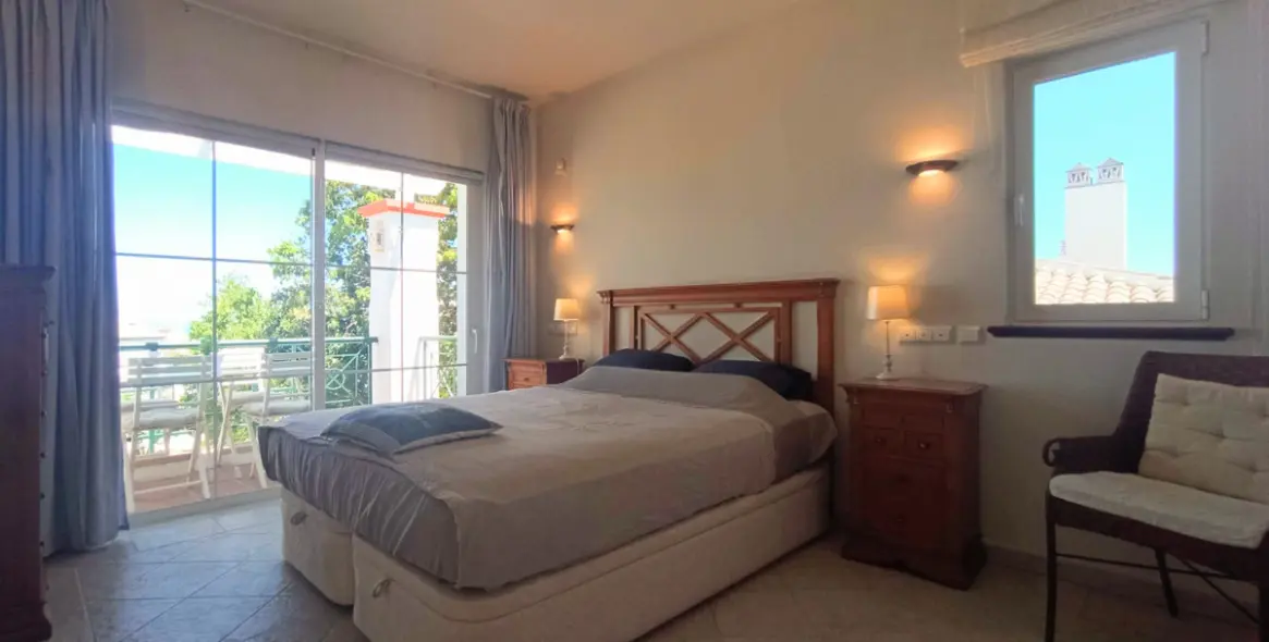 Sale of penthouse in Miraflores 13