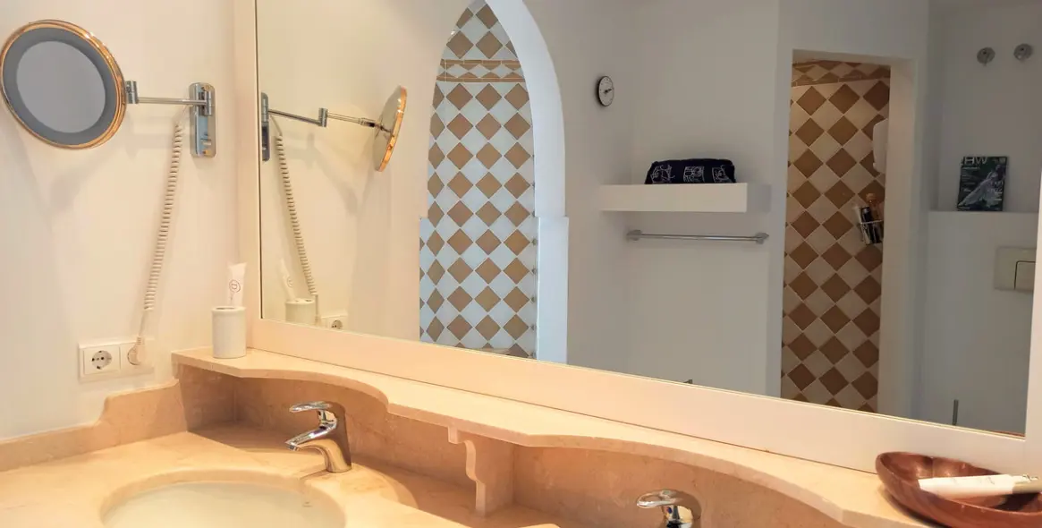 Sale of penthouse in Miraflores 19