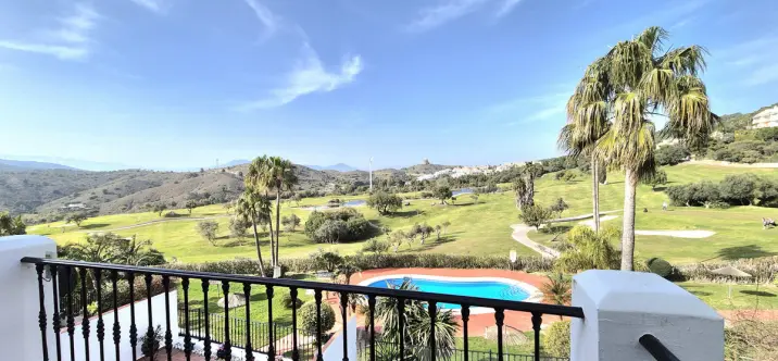 Продажа таунхауса в Alhaurin Golf 0