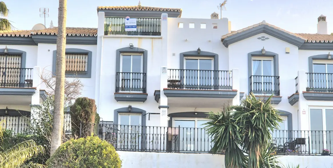 Продажа таунхауса в Alhaurin Golf 40