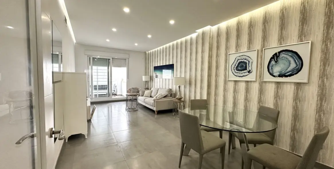 Sale of ground floor apartment in Nueva Andalucía 3