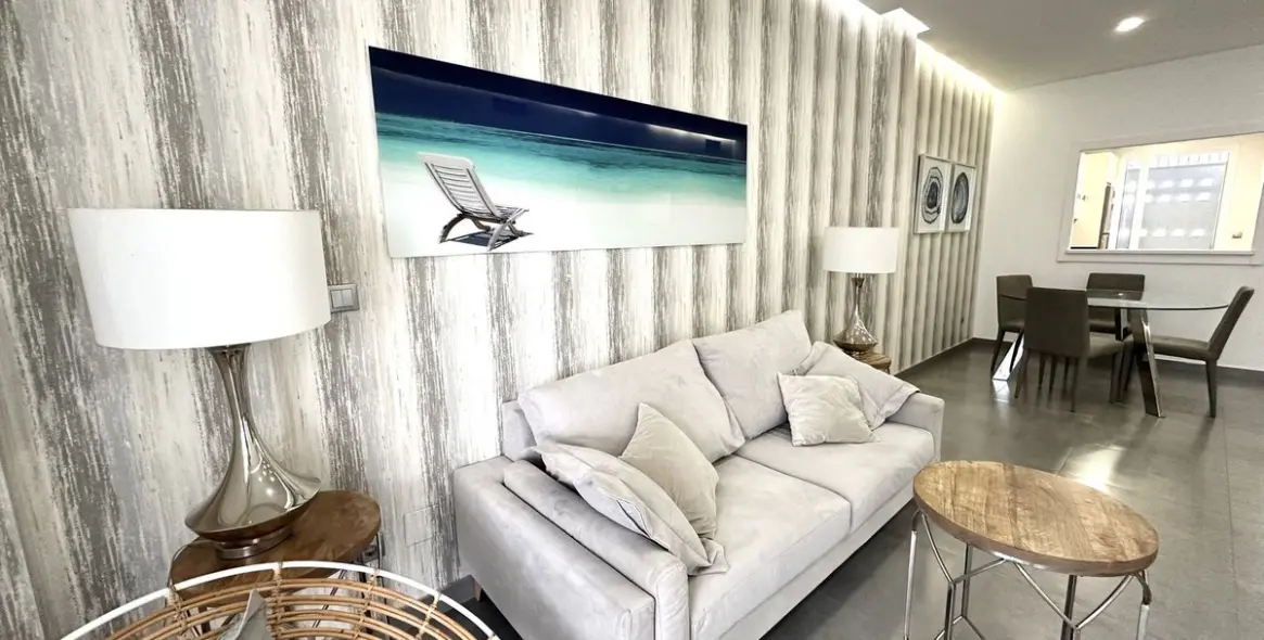 Sale of ground floor apartment in Nueva Andalucía 5