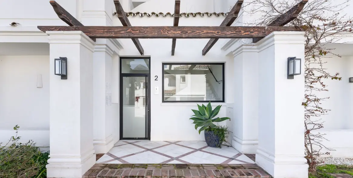 Venta de apartamento en planta baja en Nueva Andalucía 4