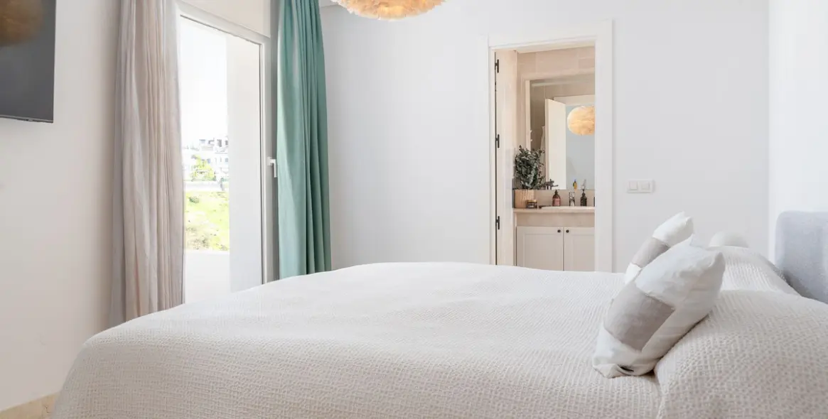 Продажа апартаментов на первом этаже в Nueva Andalucía 28