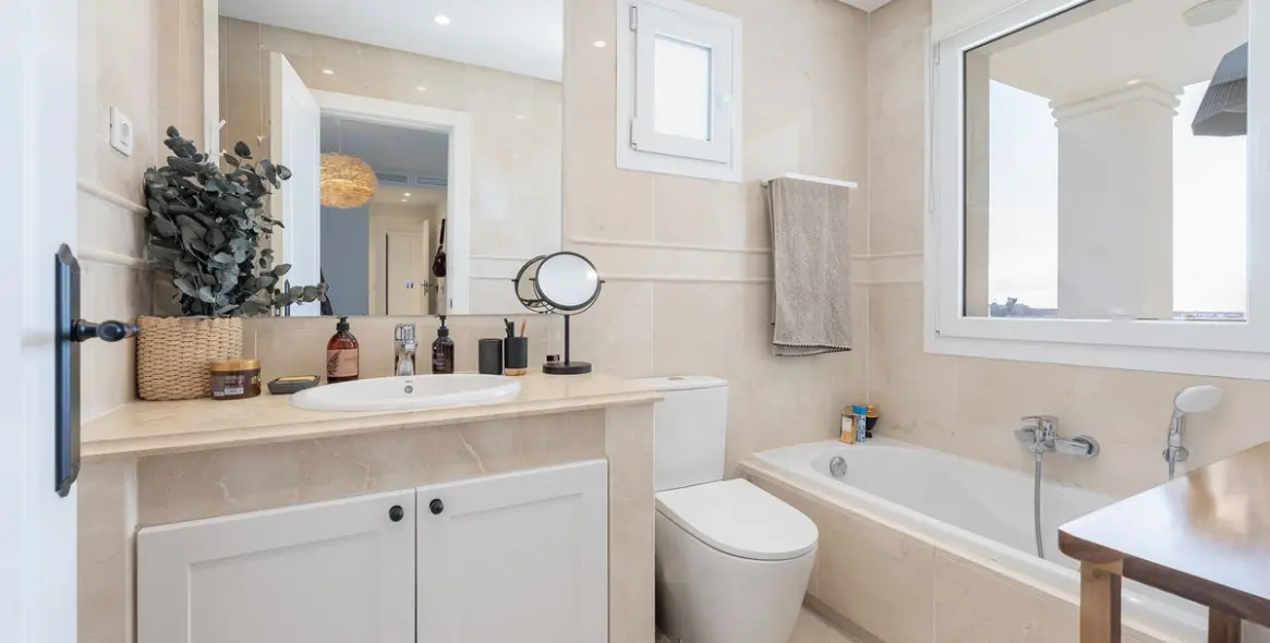 Продажа апартаментов на первом этаже в Nueva Andalucía 32