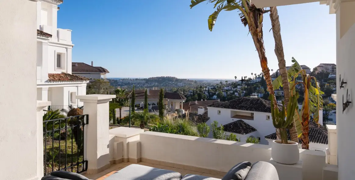 Продажа апартаментов на первом этаже в Nueva Andalucía 43