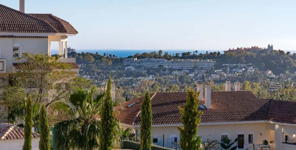 Продажа апартаментов на первом этаже в Nueva Andalucía 44