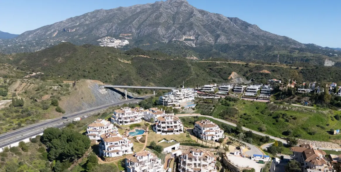 Продажа апартаментов на первом этаже в Nueva Andalucía 45