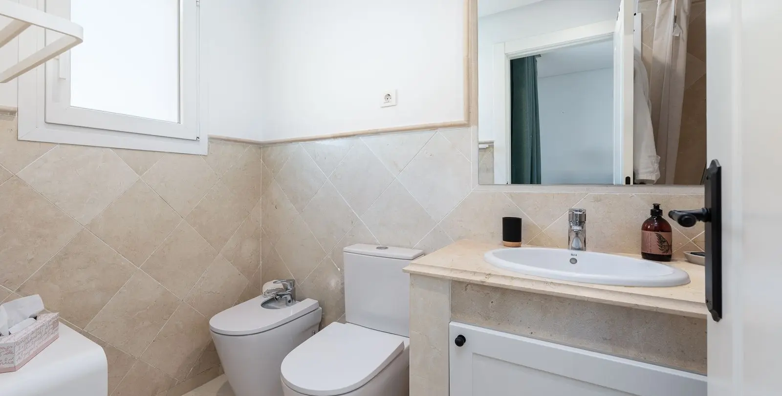 Venta de apartamento en planta baja en Nueva Andalucía 27