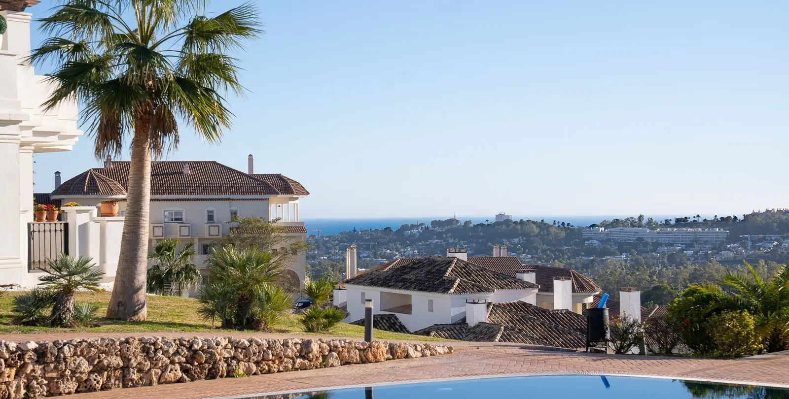 Venta de apartamento en planta baja en Nueva Andalucía 47