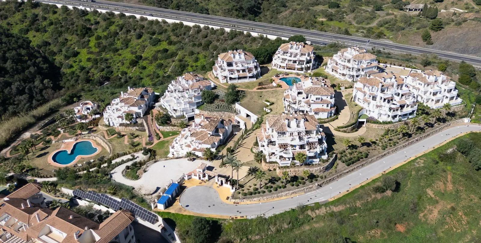 Venta de apartamento en planta baja en Nueva Andalucía 34