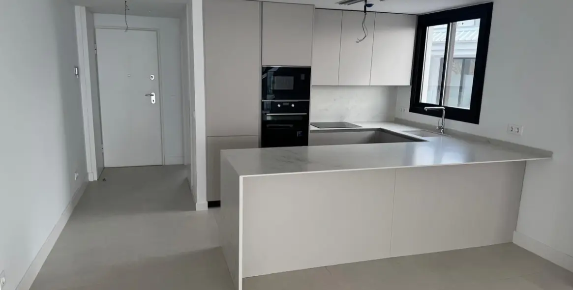 Продажа апартаментов на среднем этаже в Fuengirola 2