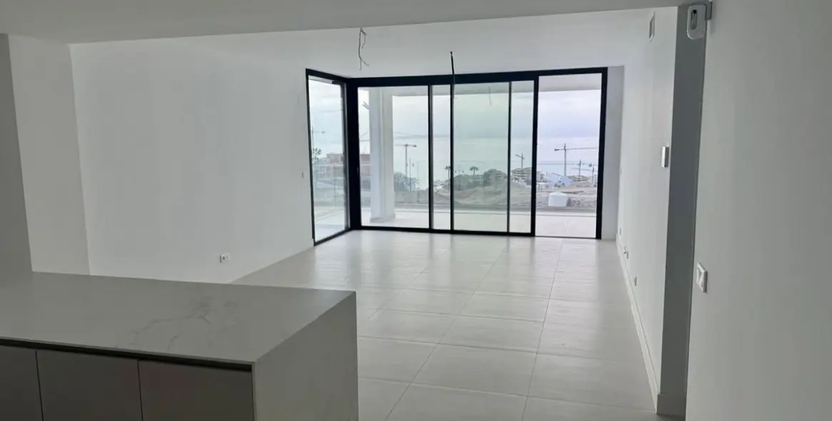 Продажа апартаментов на среднем этаже в Fuengirola 4