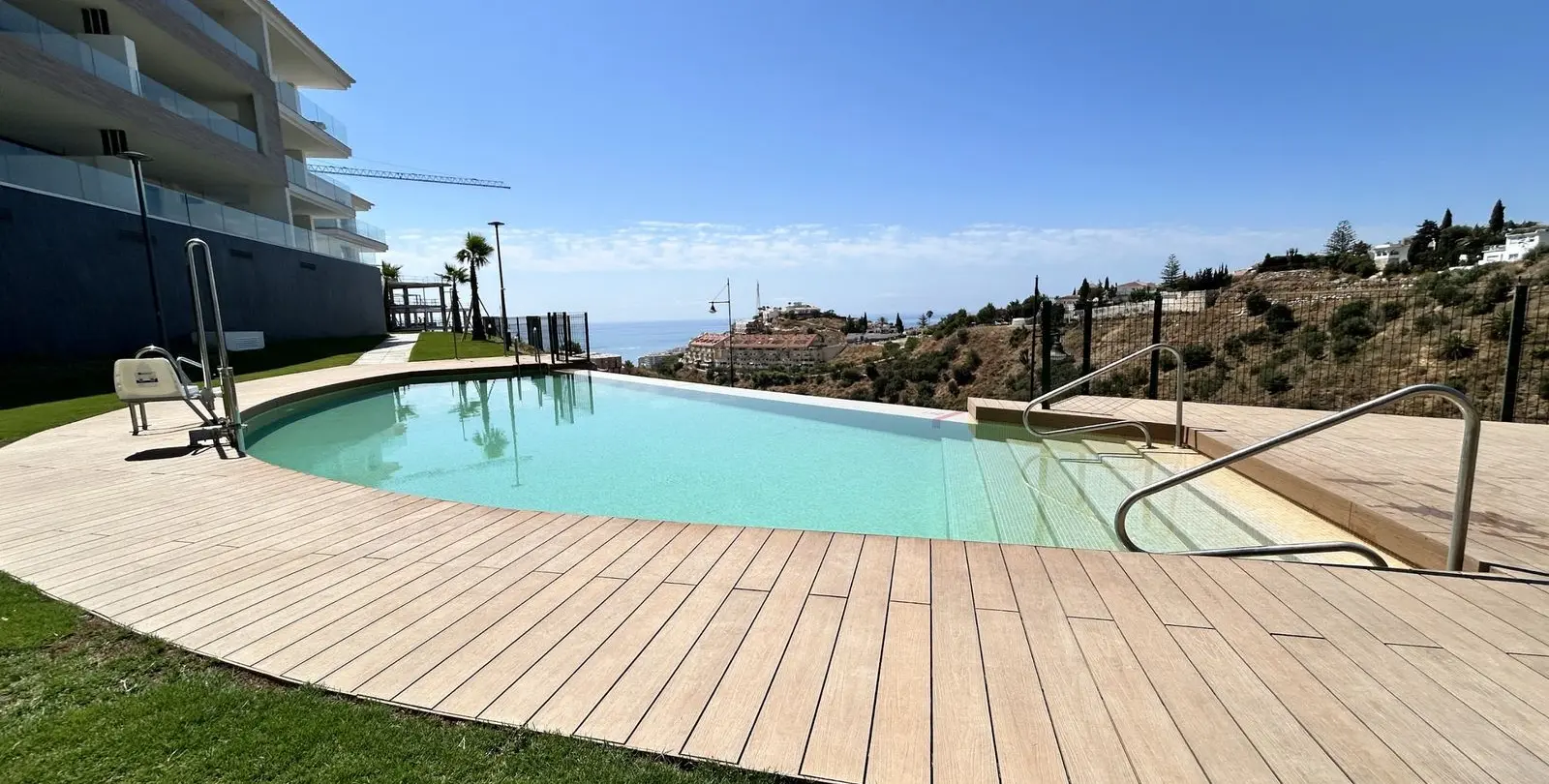 Продажа апартаментов на среднем этаже в Fuengirola 1