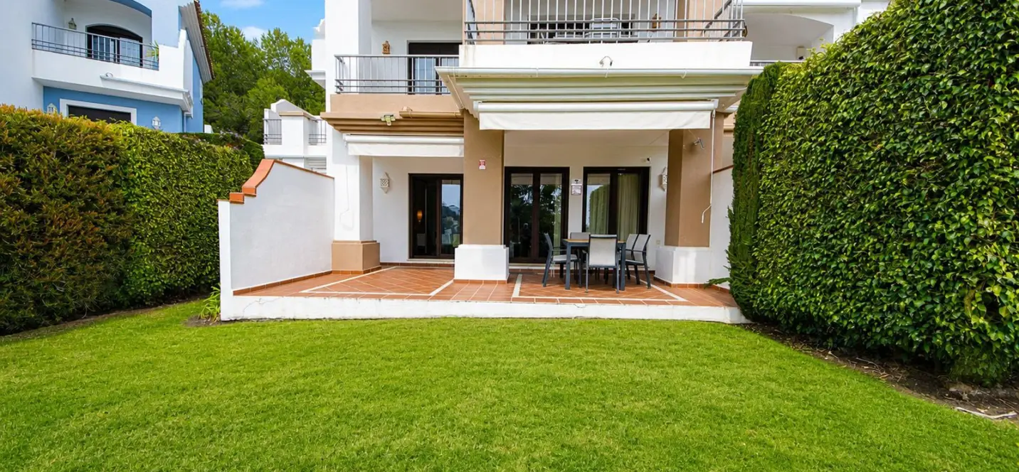 Продажа апартаментов на первом этаже в Los Arqueros 2