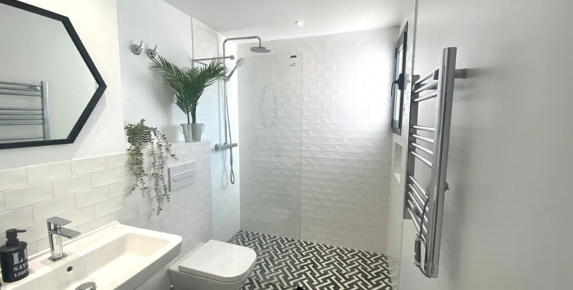 Venta de villa independiente en Nueva Andalucía 19