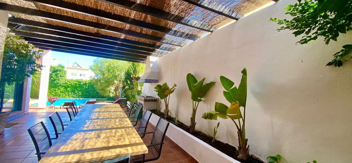 Sale of detached villa in Nueva Andalucía 4