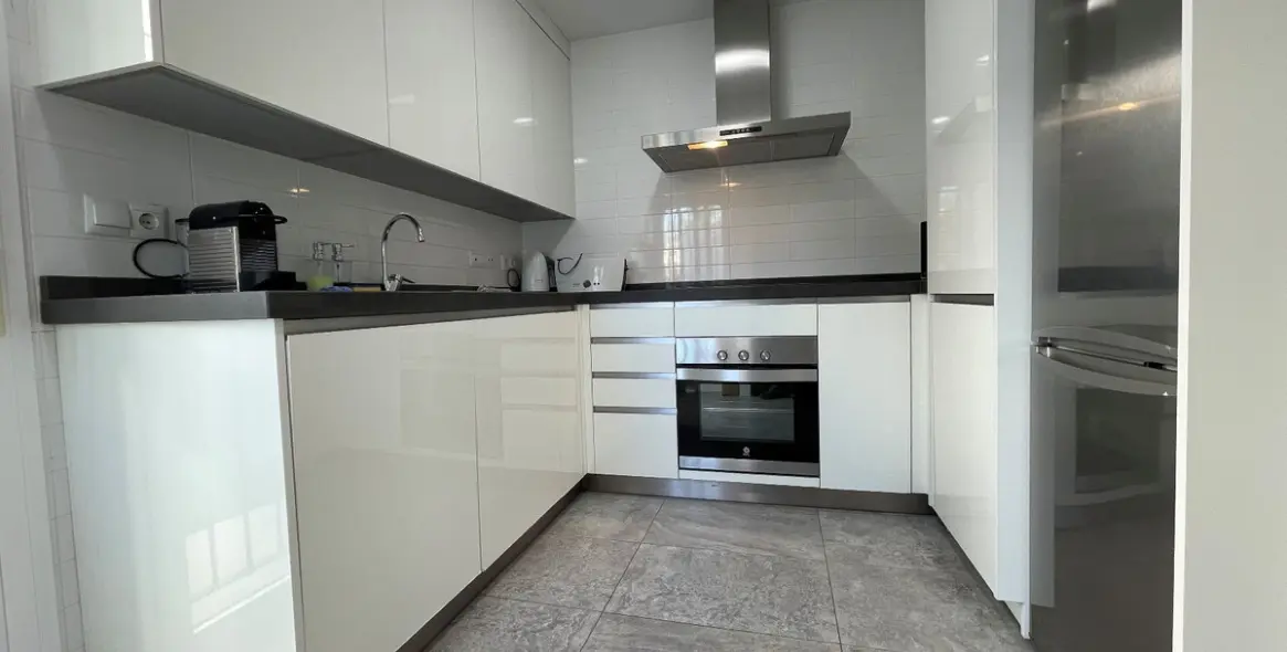 Долгосрочная аренда дома на две семьи в Nueva Andalucía 5