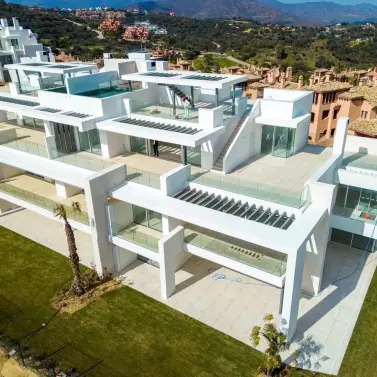 Продажа двухуровневого пентхауса в Ojén